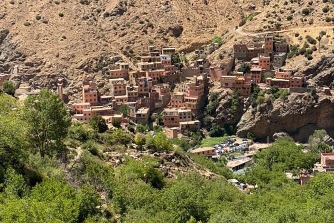 Marrakech: Ourika Valley & Atlas Mountains Shared Trip with lunch - Getting picked up and starting with the 9:00 am rhythm