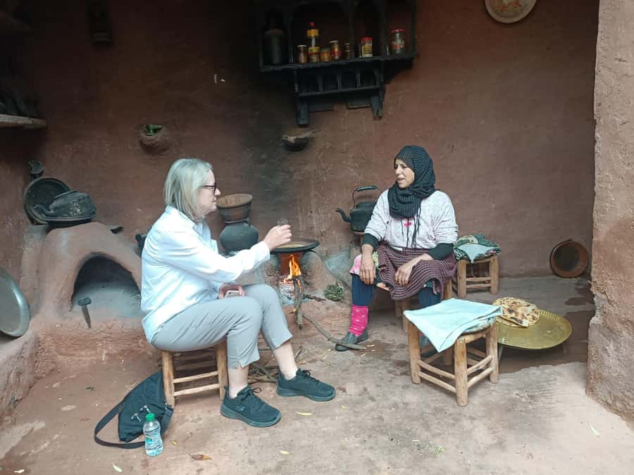 Marrakech Ourika Valley, Atlas Mountains, Waterfall + Lunch - The First Ourika Valley Stops: Quick Breather, Photos, and Shopping Time