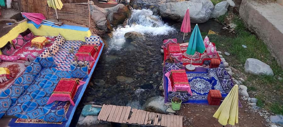 Marrakech: ourika valley Atlas Mountains & Waterfalls Trip - Market time and souvenir reality in the Ourika Valley