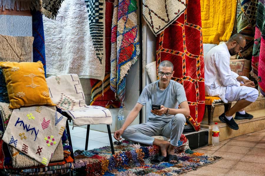 Marrakech: Private Full-Day City Tour w/ Majorelle Garden - Marrakech Medina souks: how to enjoy the maze without losing your day