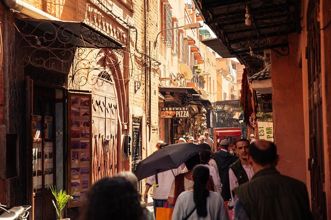 Marrakech PRIVATE TOUR With Locals: Highlights & Hidden Gems - How your guide shapes the route (and why that flexibility matters)