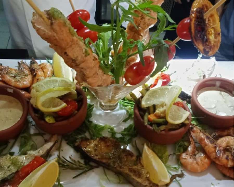 Marrakech: Restaurant Dinner Experience with Hotel Pickup - Pickup in Marrakech: the ride is part of the experience