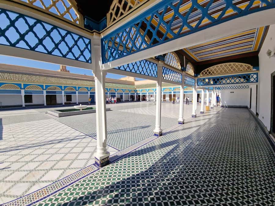 Marrakech: Saadian Tombs, Bahia Palace, Medina and Souk Tour - Koutoubia Mosque: Marrakech’s 12th-Century Landmark on the Skyline