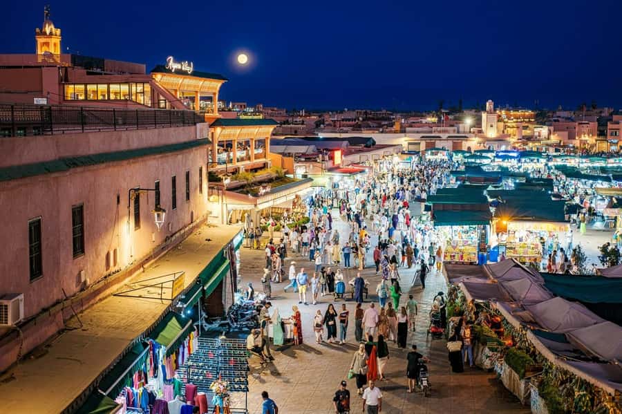 Marrakech: Souk by Night Medina Guided Walking Tour. - Why the Marrakech Medina feels different after dark