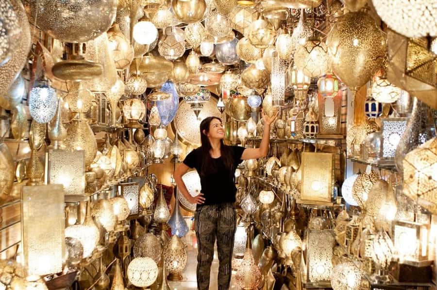 Marrakech: Souk by Night Medina Guided Walking Tour. - Meeting at Café de France and how to avoid the first 10 minutes headache