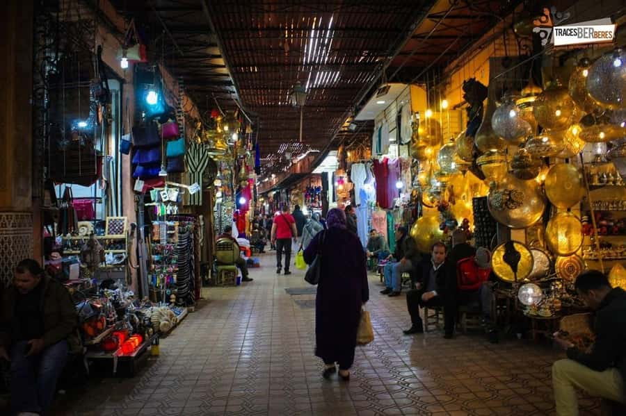 Marrakech: Souk by Night Medina Guided Walking Tour. - Safety, bargaining, and walking with a guide you can trust