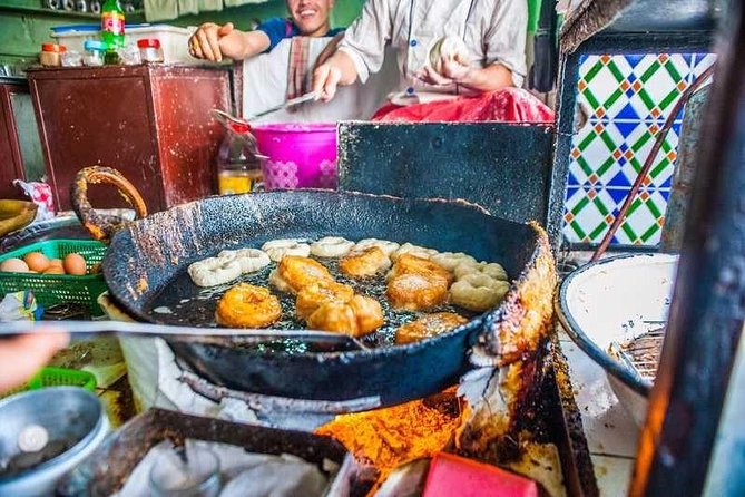 Marrakech: Street Food Tour by Night - Souk Semmarine and the Side-Street Maze: The Real Value of a Guide