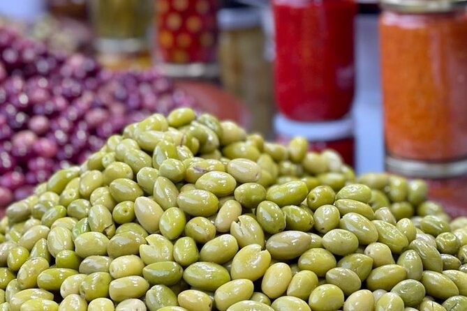 Marrakech: Street Food Tour by Night - Shared Group vs Private Tour: The Pace and Comfort Difference