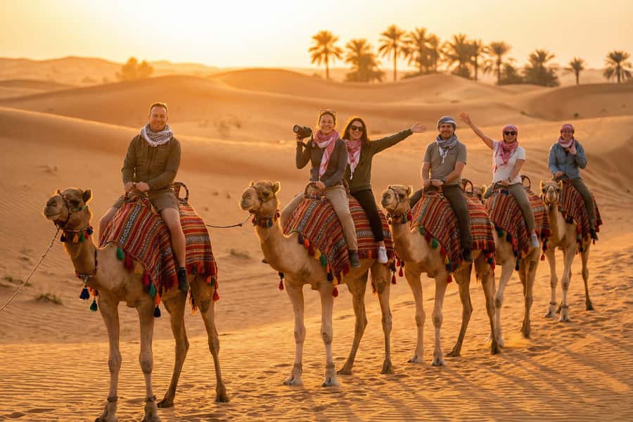 Marrakech to Merzouga: 3-Day Sahara Desert Tour & Camel Ride - Dades Valley Night One: Red Rocks, Moroccan Dinner, and Sleep