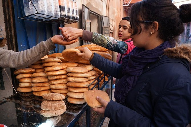 Marrakech Tour: Tajine Cookery Class Experience - Chicken tajine, salads, bread, and mint tea: what you’ll cook