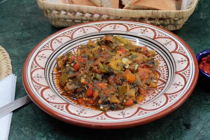 Marrakesh cooking class with chef Hassan - Local dishes - Eating together, getting recipes, and buying spices you will use