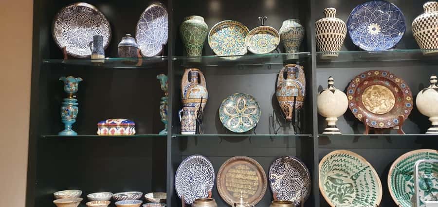 Marrakesh: Guided Souk Shopping Tour with a Local Guide - Key highlights you should know