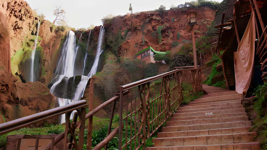 Marrakesh: Ouzoud Waterfalls Trip with Hike & Boat Option - Rain, slippery rocks, and what to pack for comfort