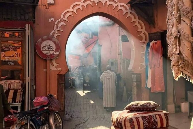 Medina of Marrakech Walking Tour - The route around the UNESCO medina: what you see and why it works