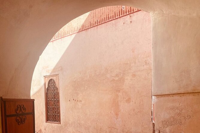 Medina Walking Tour Secrets - Medina of Marrakesh: narrow streets, fountains, and real daily rhythms