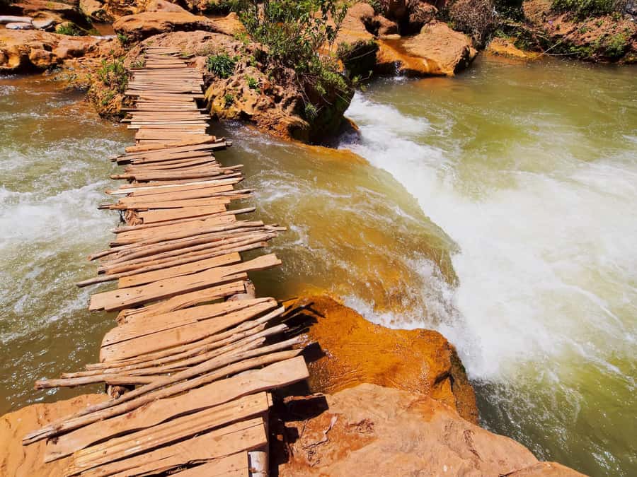Ouzoud Waterfalls: Day Trip from Marrakech - Arriving at Ouzoud: cliffs, olive groves, and how to get your first views