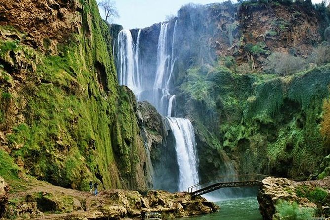 Ouzoud Waterfalls Guided Hike and Boat Trip from Marrakech - Getting from Marrakech to the Middle Atlas in comfort, not stress