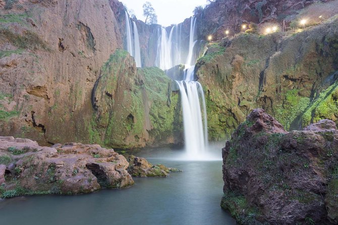 Ouzoud Waterfalls Guided Hike and Boat Trip from Marrakech - Berber culture and the late lunch view, how to do it without getting trapped