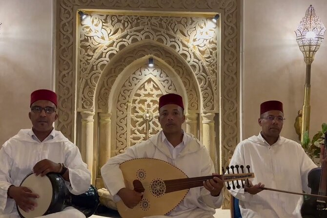 Private Guided Tour of Casablanca Including Mosque Entrance - Dar El Kaid optional lunch with oriental dance show, plan around the add-on