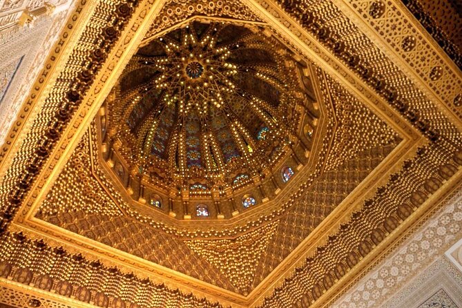 Private Rabat Day Trip from Casablanca - Royal Palace exterior: why your passport matters