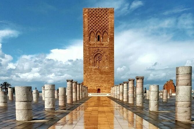 Private Rabat Guided Day Excursion from Casablanca - Kasbah des Oudaias: blue-and-white streets you can actually roam