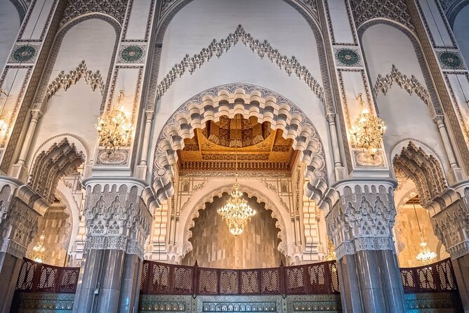 Private Tour of Casablanca with Hassan II Mosque Entry Ticket - Rick’s Café photo stop: quick cinema nostalgia, not a full museum visit