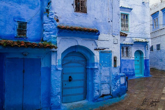 Private walking tour of Chefchaouen (The blue city) - Chefchaouen’s blue medina, and why a private route matters