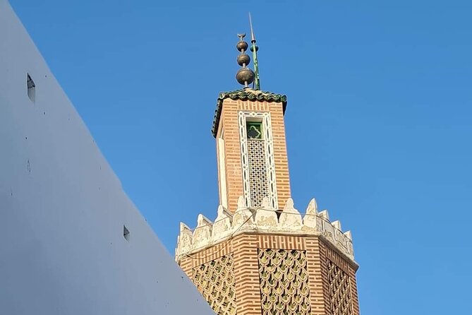 Private walking tour to Tangier old town with guided visit. - Meeting at Gran Café Central, then aiming for the sea view