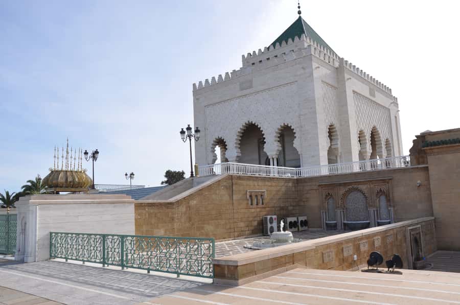 Rabat: Guided City Tour with Mausoleum Mohammed V Visit - Kasbah des Oudaias: Blue-and-White Streets Plus Ocean Air
