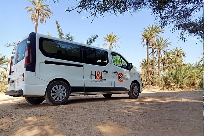 Round-Trip between Airport and Marrakech (Round trip) - Families, Kids, and Small Groups: Seating That Makes Sense