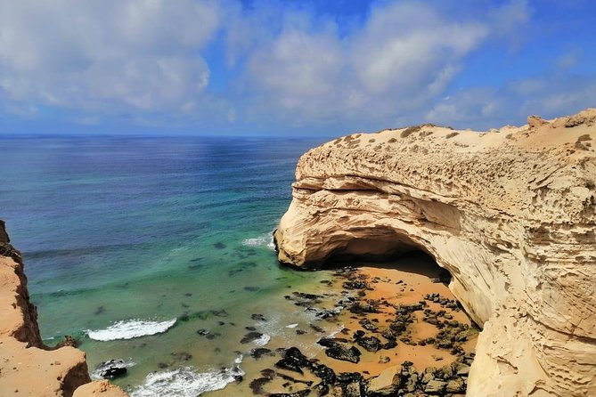 Sandboarding guided experience from Agadir - The pickup and drive: Agadir or Taghazout areas, then straight into the day
