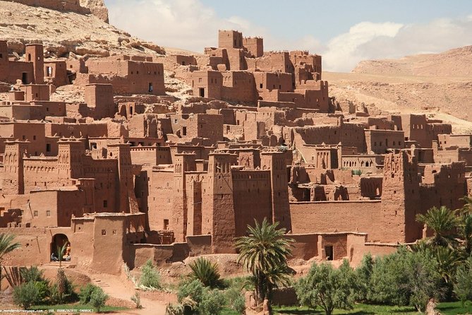 Shared Group Desert Tour from Marrakech for 3 days - Day 2: Todra Gorge Walk, Merzouga Camel Ride, and the Camp Dinner Show