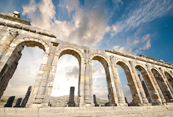 Small-Group Full-Day Meknes, Volubilis and Moulay Idriss Zerhoun Tour from Fez - Moulay Idriss Zerhoun: The View, the Tomb Story, and a Sweet Break