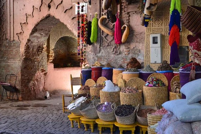 Souks Shopping Tours - Shopping Smarter: Carpets, Lamps, Leather, Spices, and Jewelry