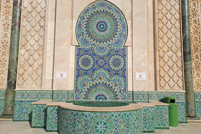 Tour of Casablanca from cruise or hotels, guided tour. - Marche Central Casablanca and the real pacing of city driving